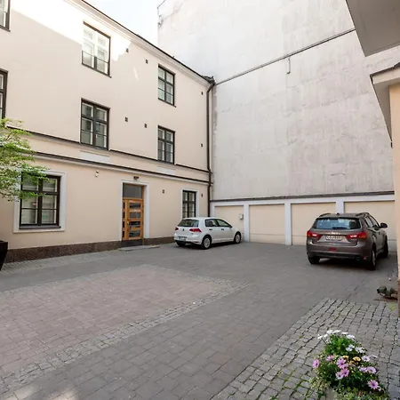 2ndhomes Bright 2br Next To Esplanade Park Daire Helsinki